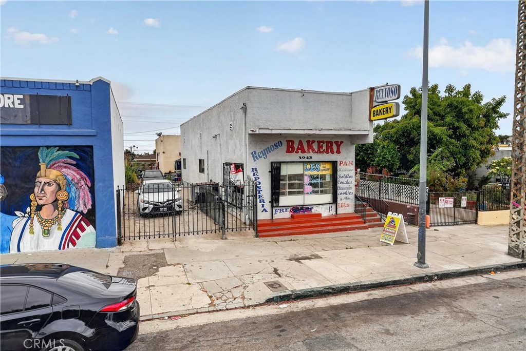 3040 Wabash Avenue Property Photo 2