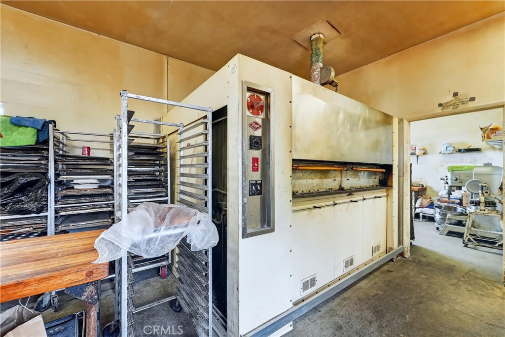 3040 Wabash Avenue Property Photo 17