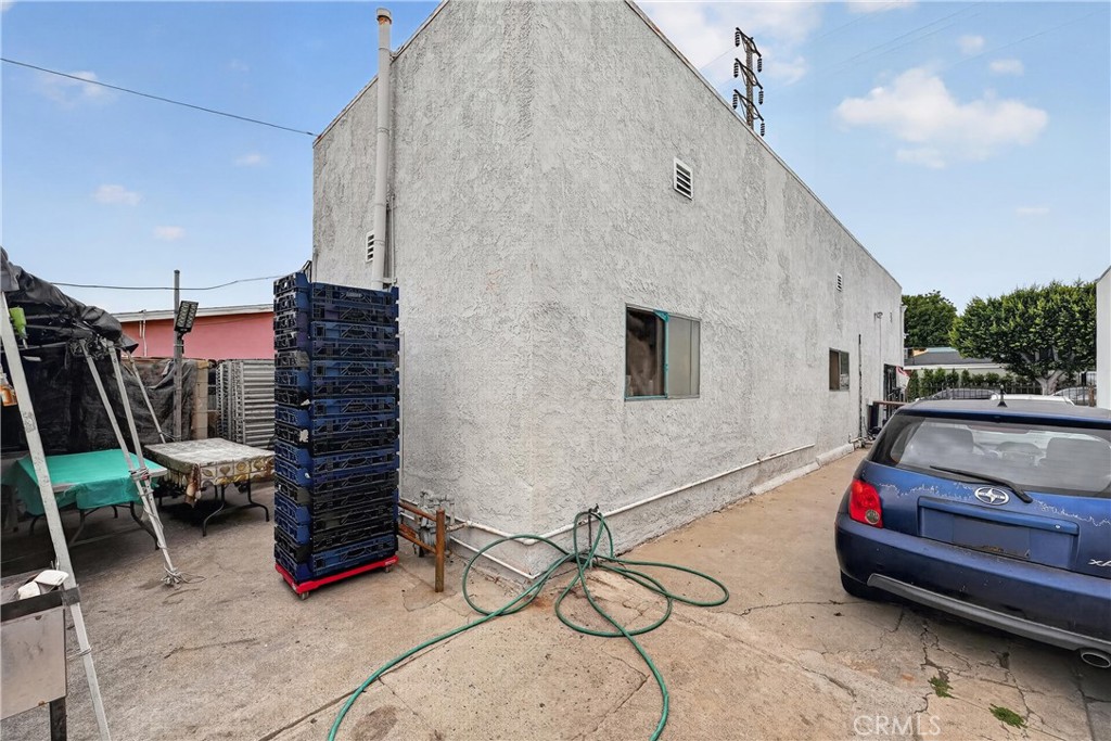 3040 Wabash Avenue Property Photo 24