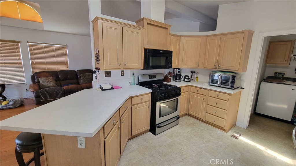 201 E Arrow 54 Property Photo 3