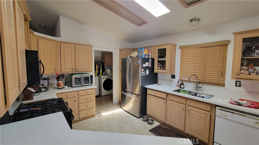 201 E Arrow 54 Property Photo 5