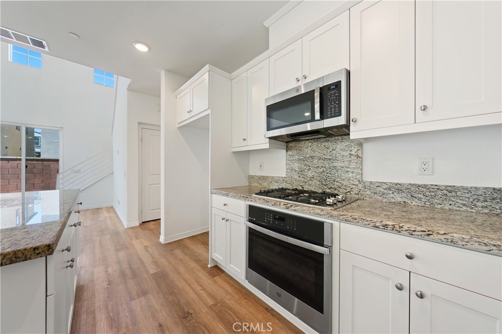 8757 Roving Place Property Photo 8