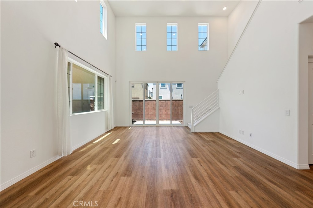 8757 Roving Place Property Photo 12