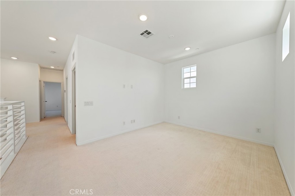 8757 Roving Place Property Photo 16