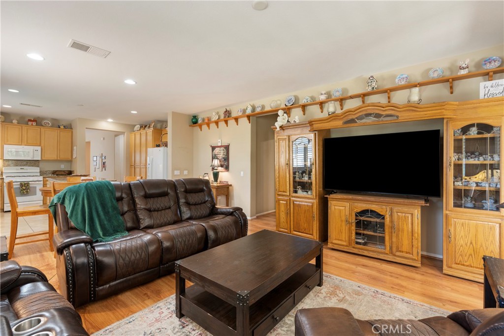 1555 Big Bend Property Photo 23