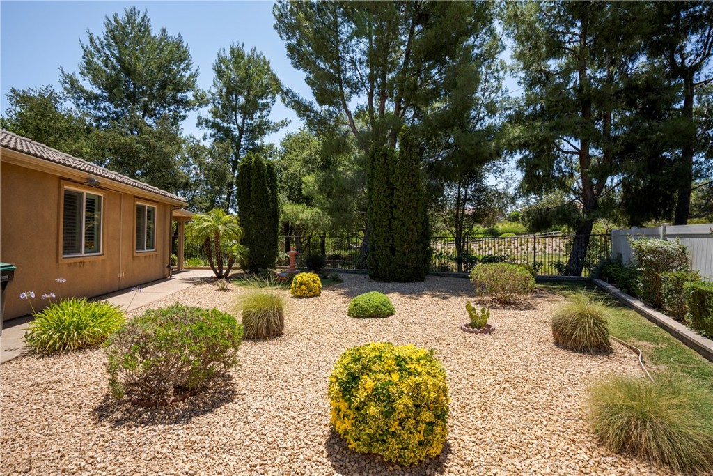 1555 Big Bend Property Photo 47