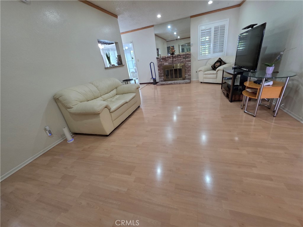 321 Johnston Street Property Photo 14