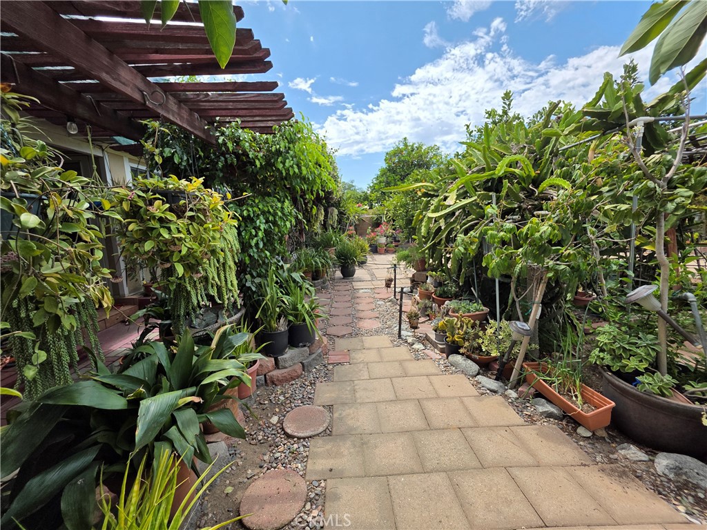 321 Johnston Street Property Photo 55