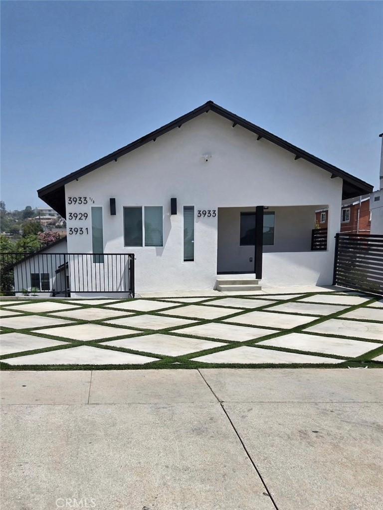 3933 Cesar E Chavez Ave Property Photo 1