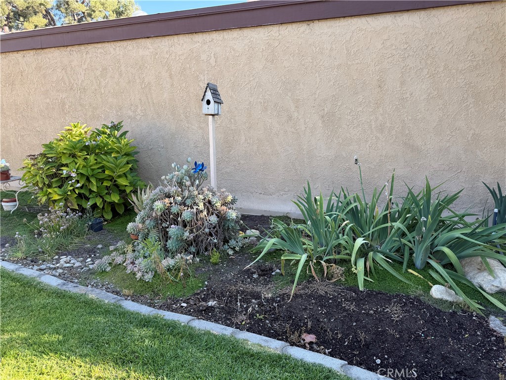 1273 N North Hills Drive Property Photo 31