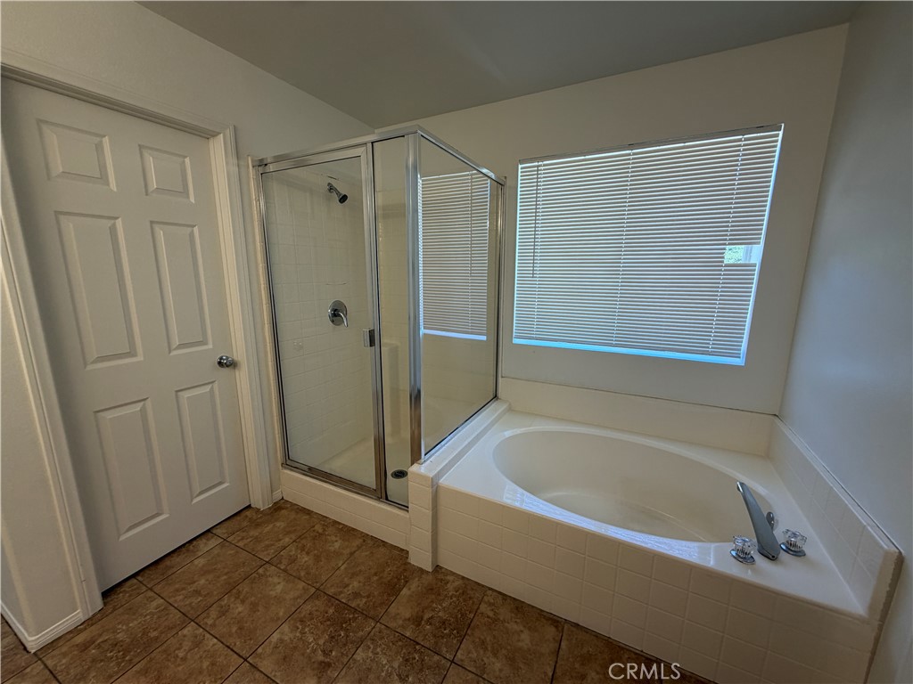 17 Del Brienza Property Photo 35