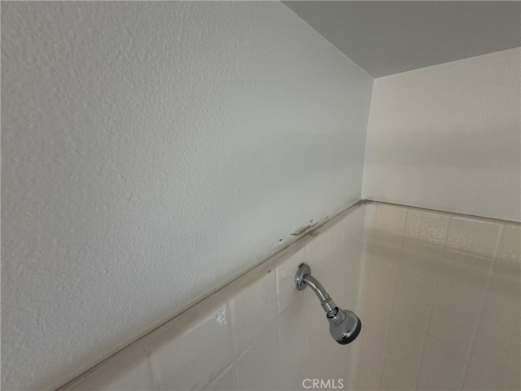 17 Del Brienza Property Photo 37