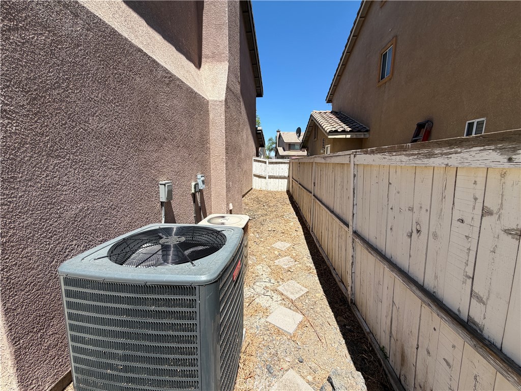 17 Del Brienza Property Photo 59