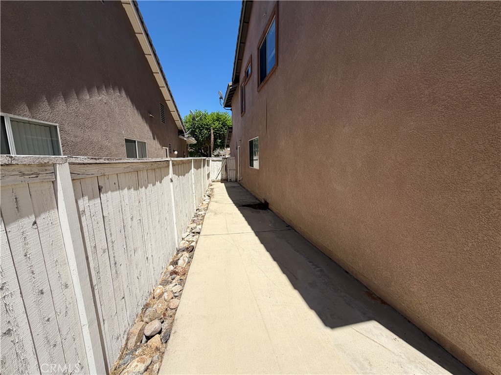 17 Del Brienza Property Photo 63