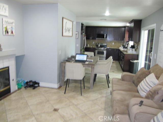 687 Pointe Vista Property Photo 8