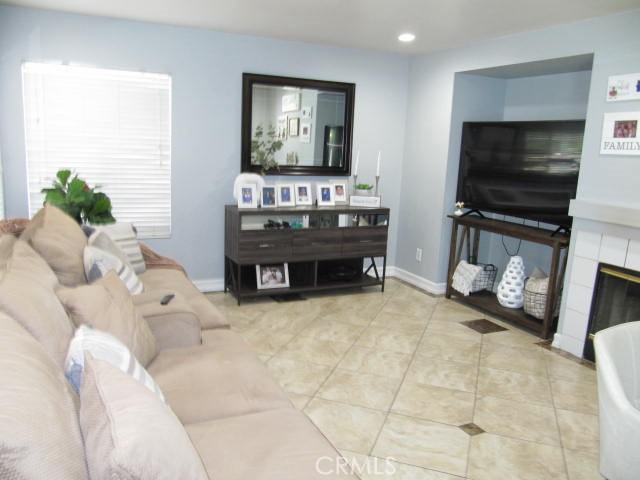 687 Pointe Vista Property Photo 9