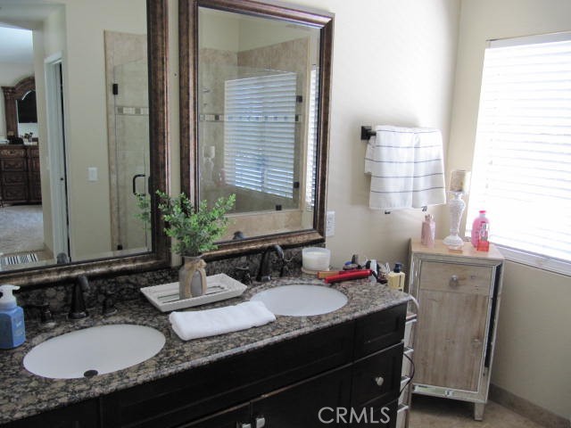 687 Pointe Vista Property Photo 28