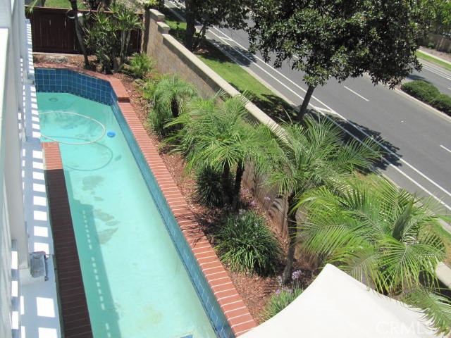 687 Pointe Vista Property Photo 34