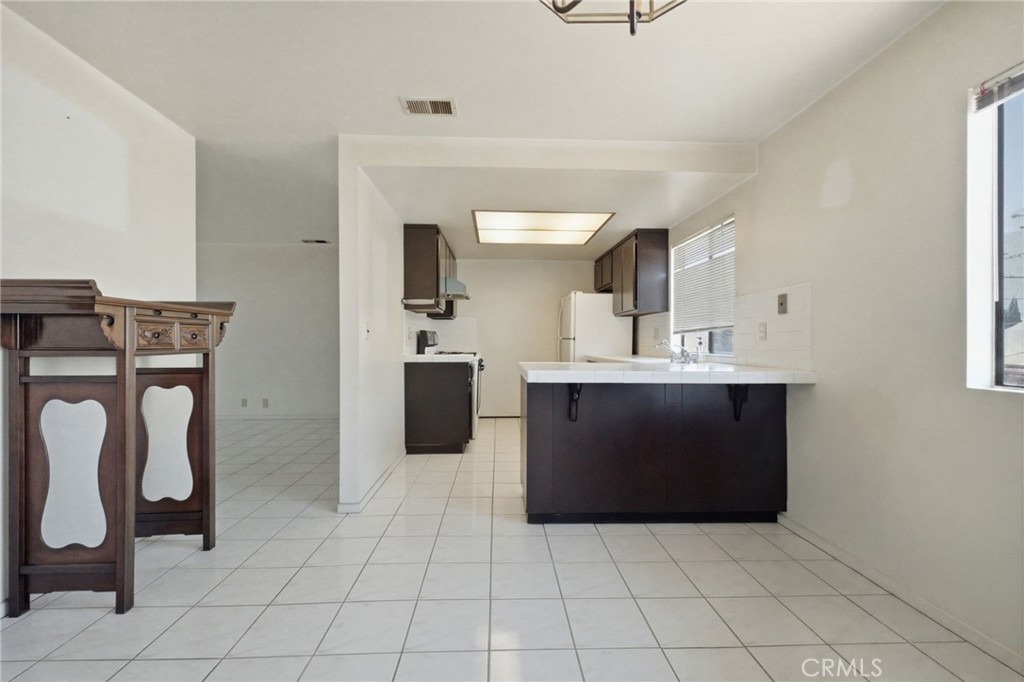 506 Pomelo Avenue C Property Photo 9