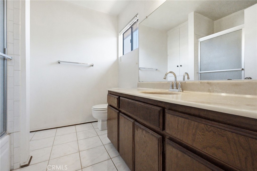506 Pomelo Avenue C Property Photo 23