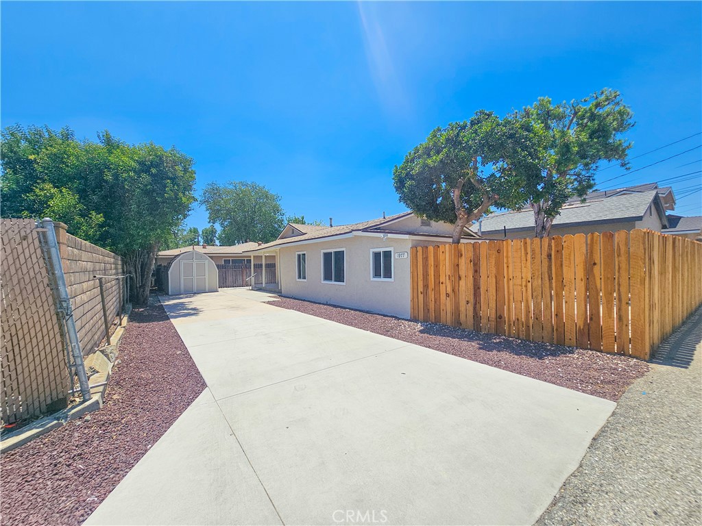19771975 5th Street Property Photo 10