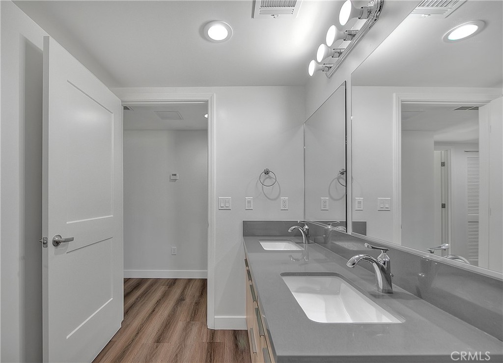 501 W Foothill Boulevard 300 Property Photo 13