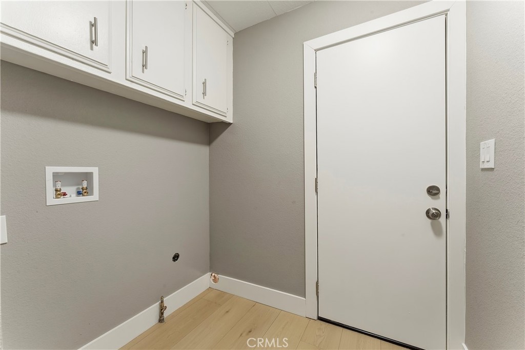 21133 Kinney Property Photo 10