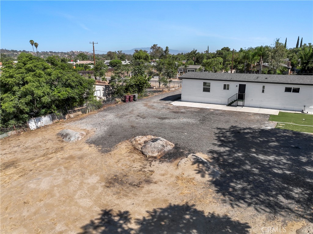 21133 Kinney Property Photo 33