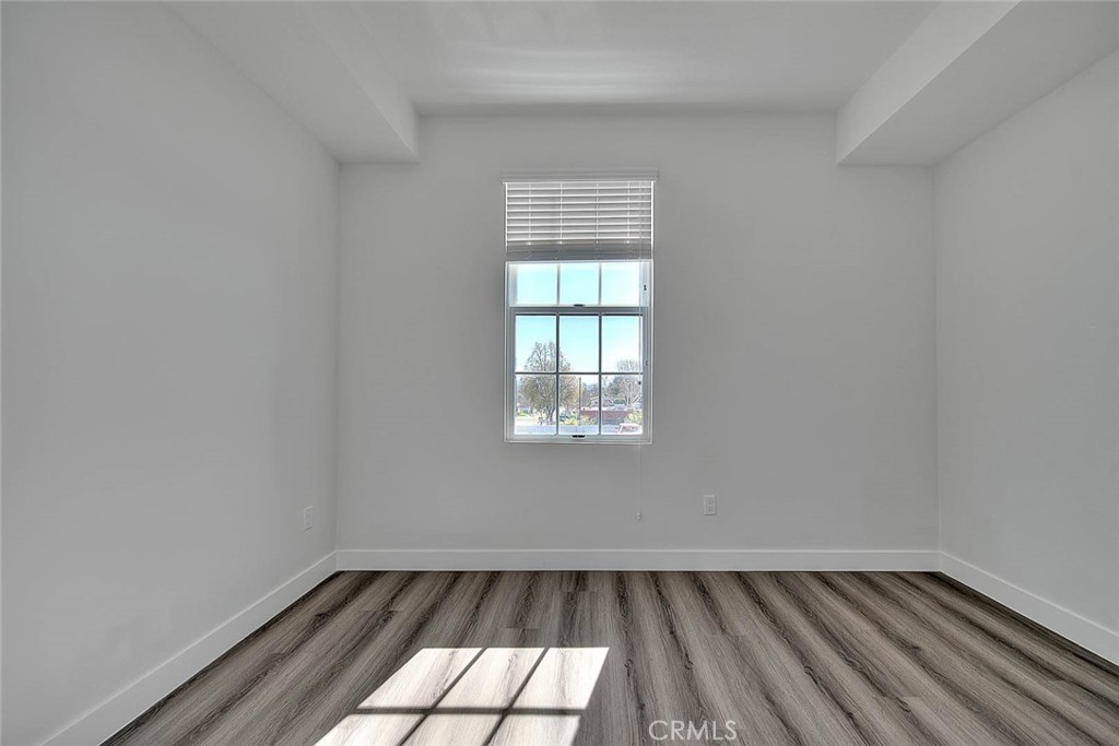 501 W Foothill Boulevard 203 Property Photo 12