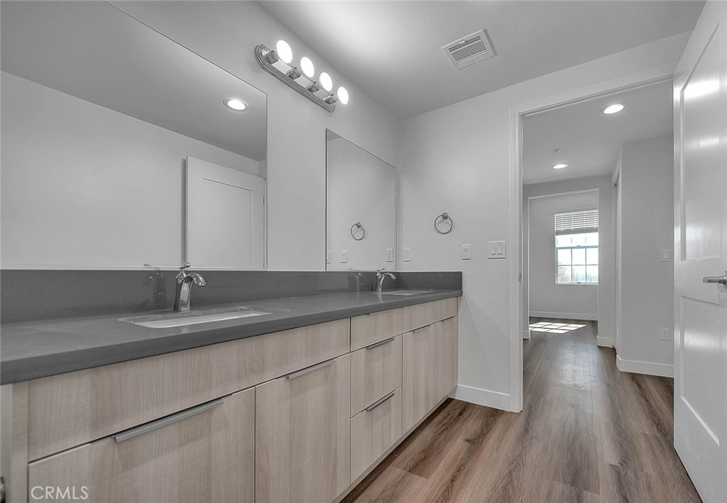 501 W Foothill Boulevard 203 Property Photo 15