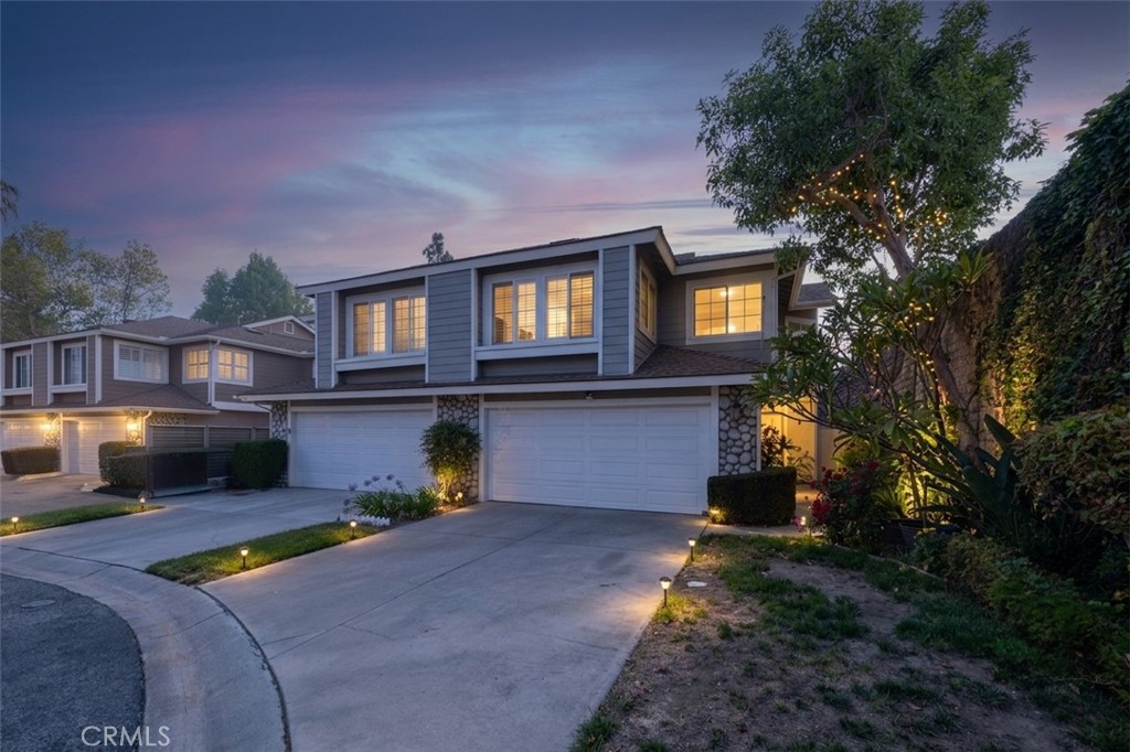 997 Lotus Circle Property Photo 3