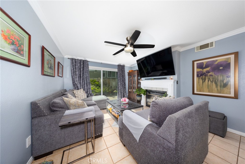 997 Lotus Circle Property Photo 15