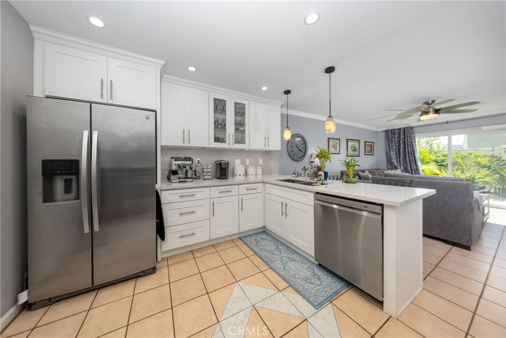 997 Lotus Circle Property Photo 19