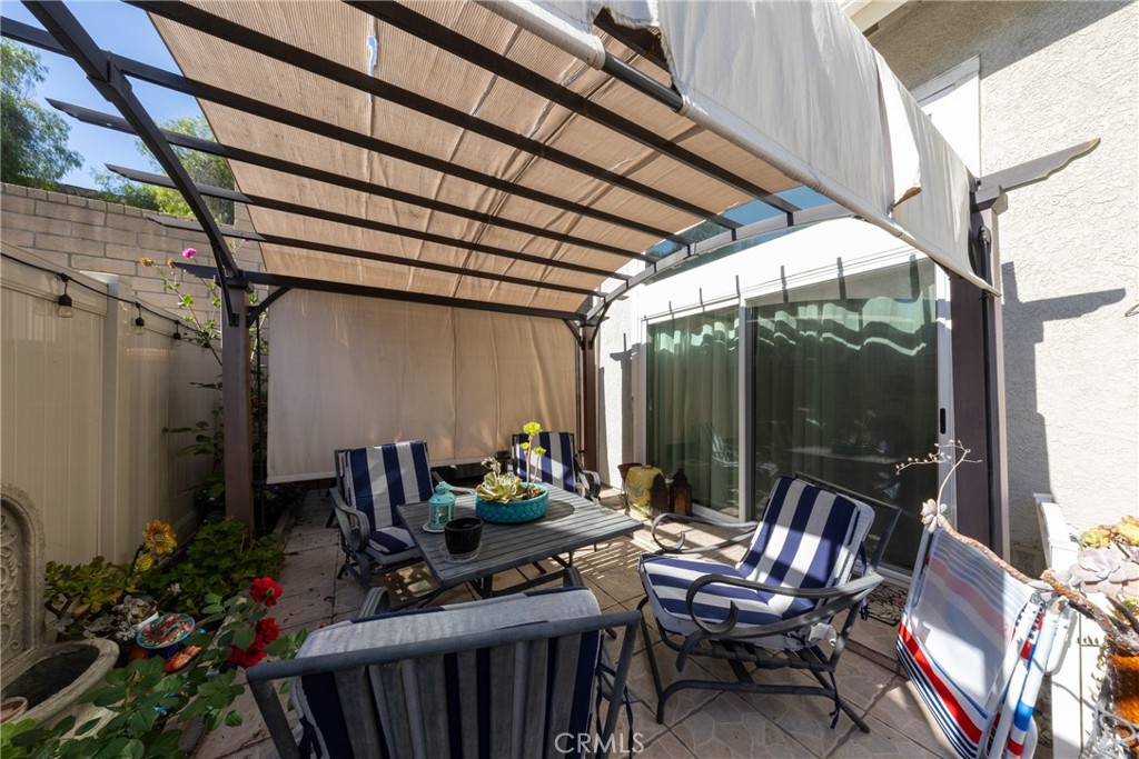 997 Lotus Circle Property Photo 33