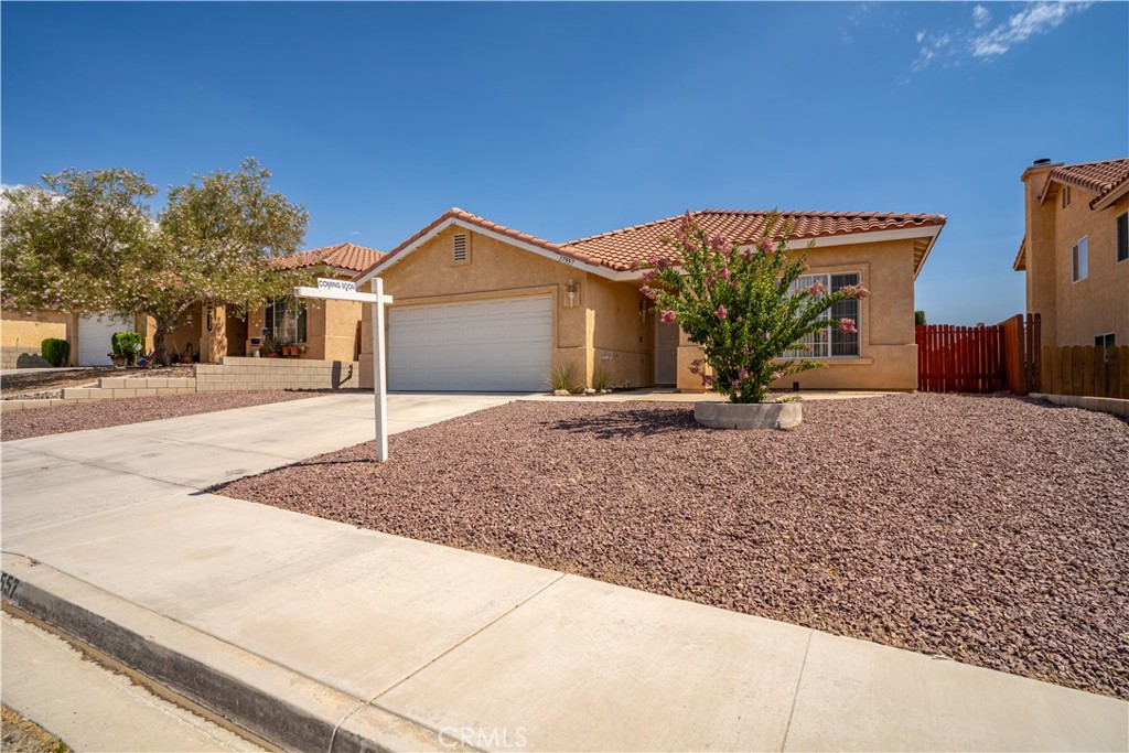 17557 Caprice Way Property Photo 3