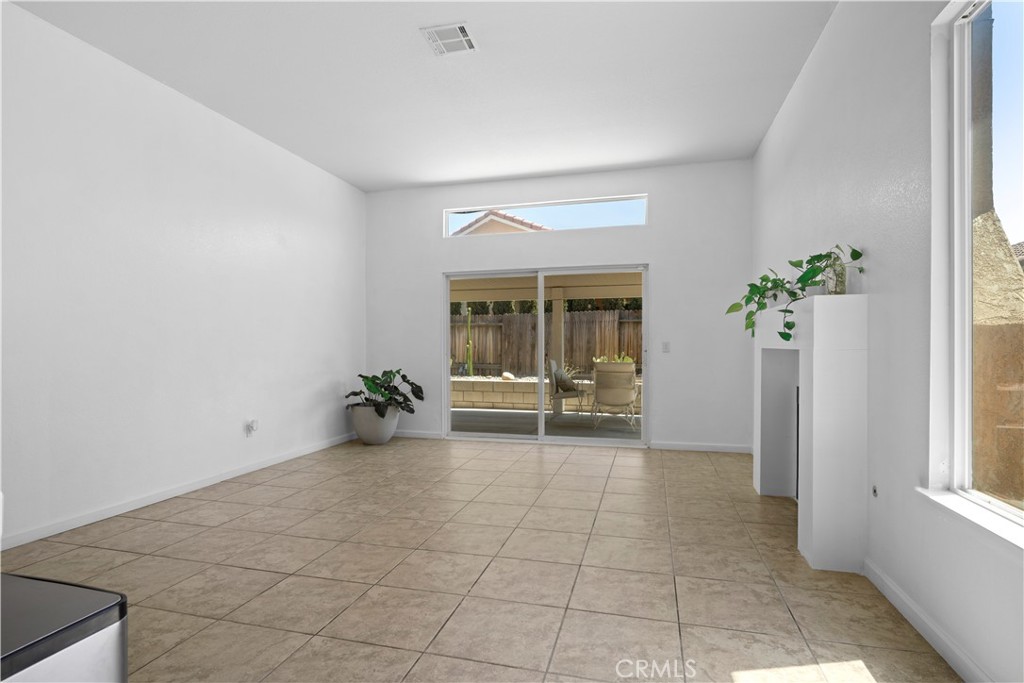 17557 Caprice Way Property Photo 14