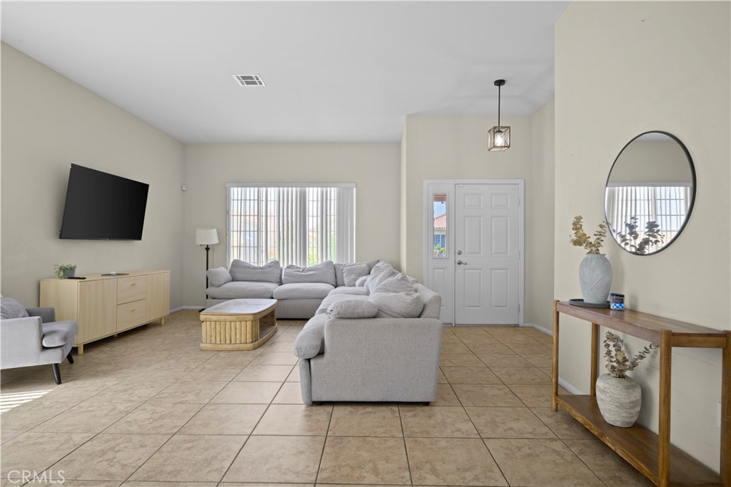 17557 Caprice Way Property Photo 34