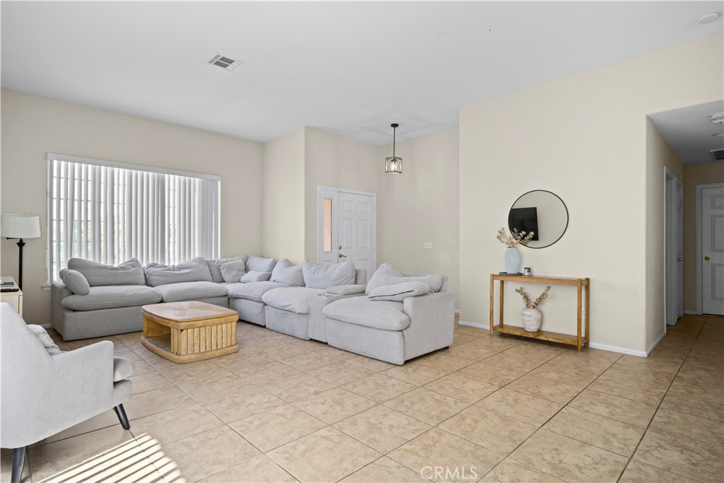 17557 Caprice Way Property Photo 35