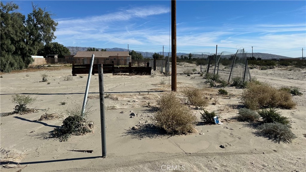 17726 N Indian Canyon Drive Property Photo 5