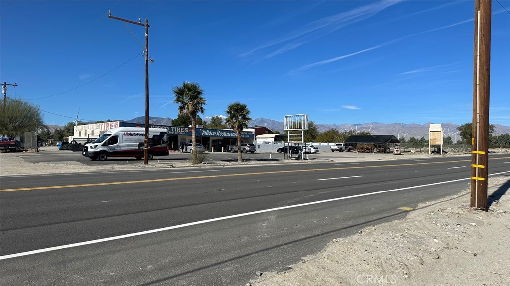 17726 N Indian Canyon Drive Property Photo 8