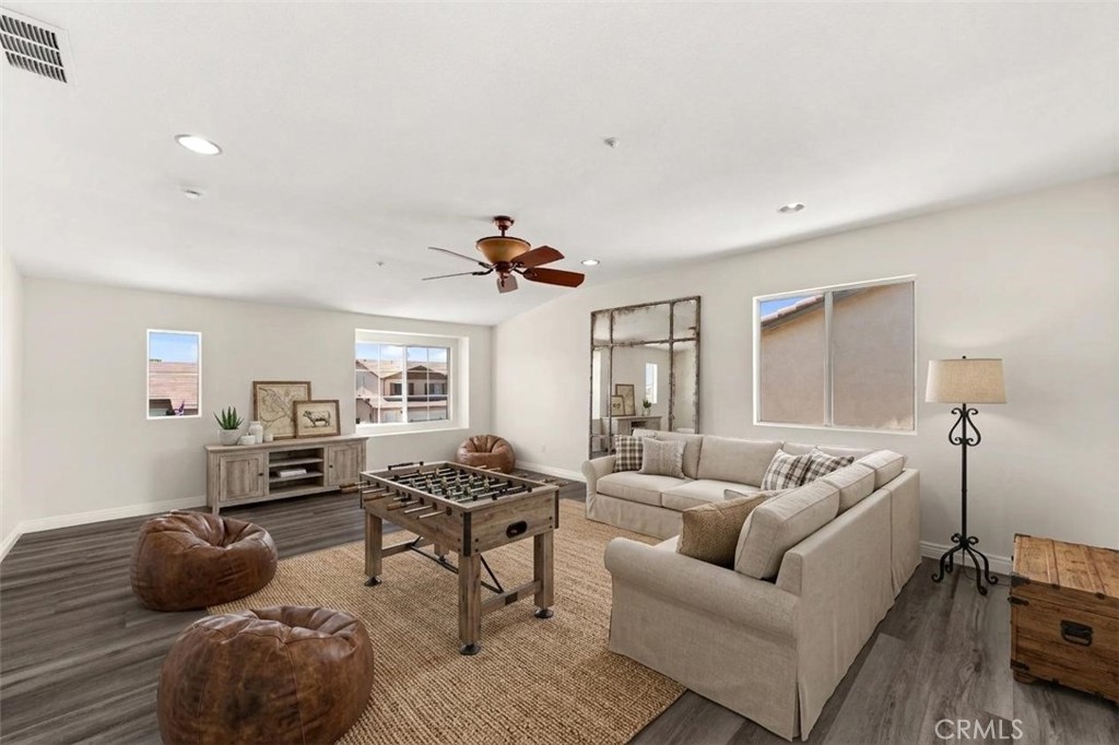 15556 Skylark Property Photo 4