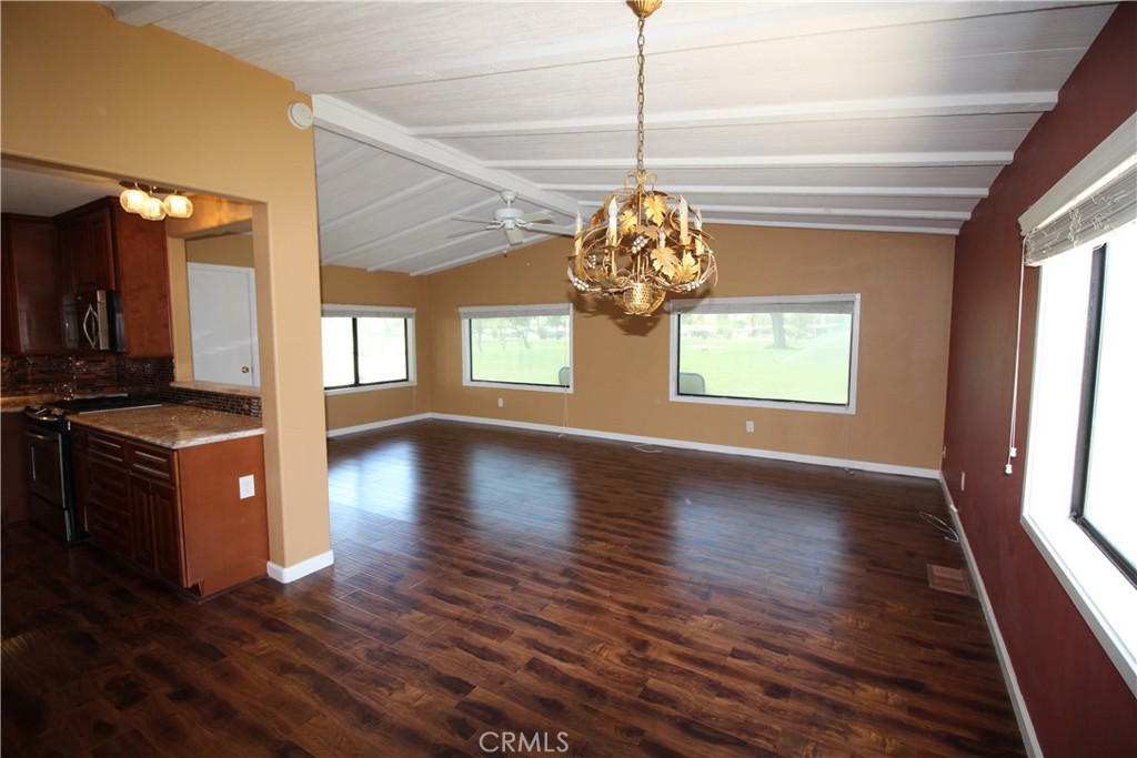 39105 Manzanita Drive Property Photo 4