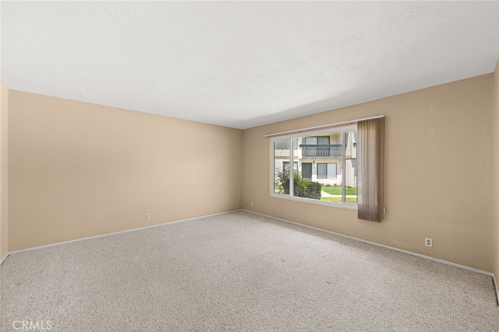 1435 W Cerritos 40 Property Photo 6