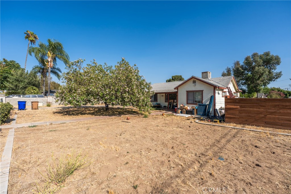 32911 Avenue E Property Photo 3