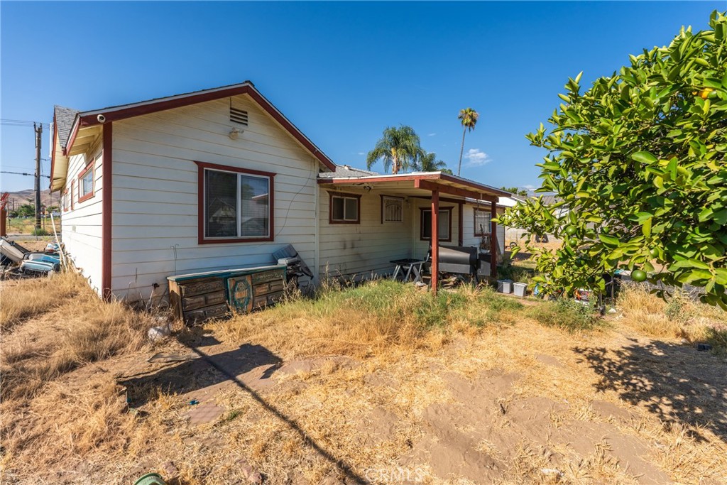 32911 Avenue E Property Photo 9