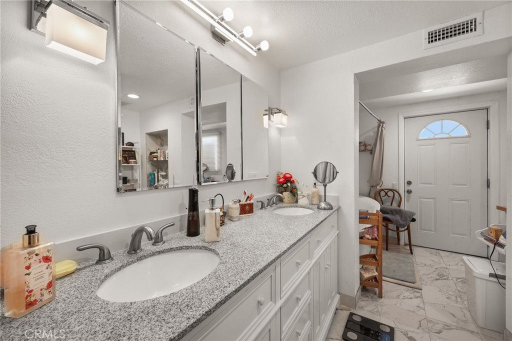 15845 La Vida Property Photo 39