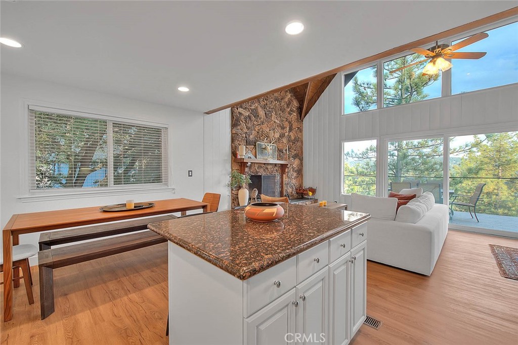 27723 Alpen Property Photo 11