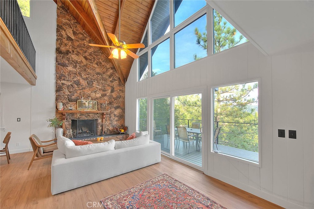 27723 Alpen Property Photo 12