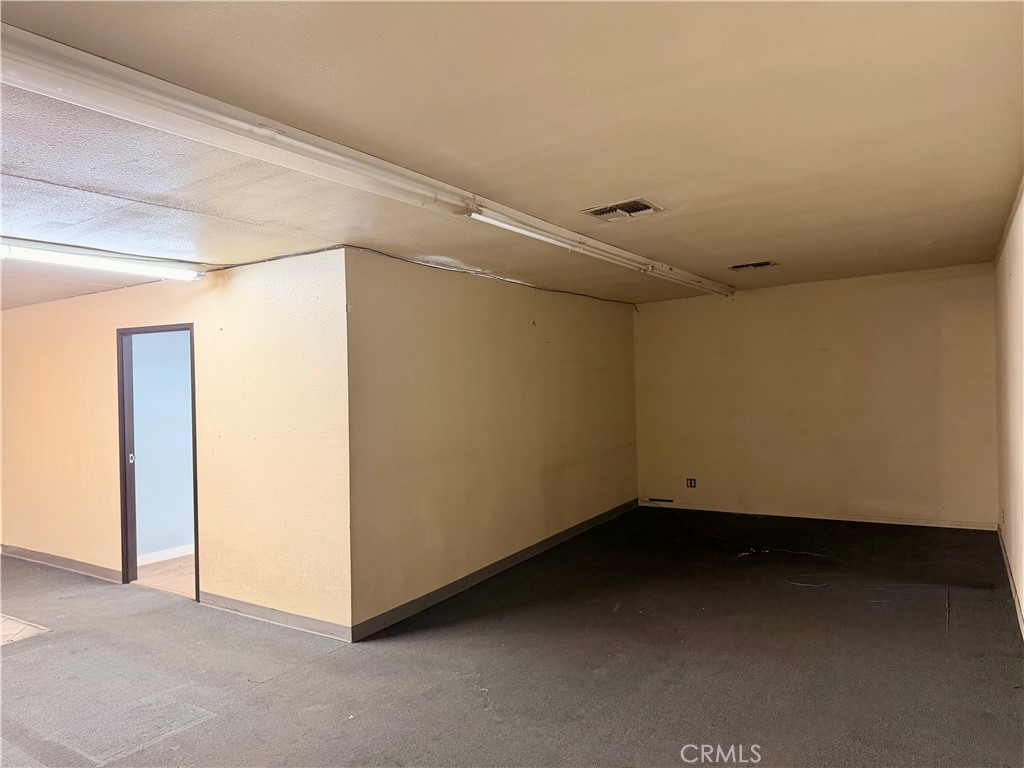 2378 W Washington Boulevard Property Photo 17