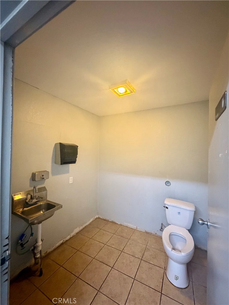 2378 W Washington Boulevard Property Photo 27